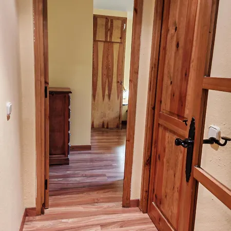 Calideza Inigualable- Rustico, Eficiente Y Con Jardin - Isard 1 * Pla de l'Ermita